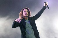 Chris Cornell се присъедини към супергрупата Grunge-in-Heaven Chris Cornell се присъедини към супергрупата Grunge-in-Heaven